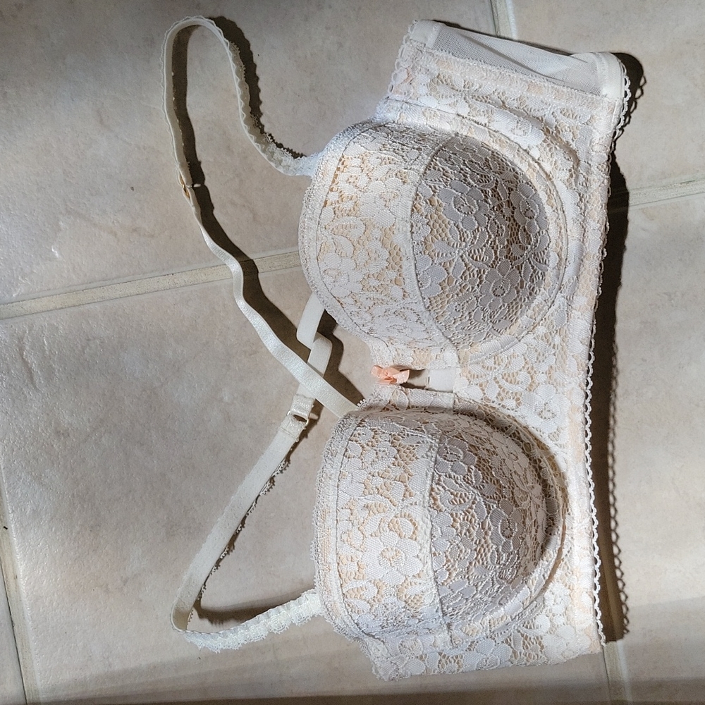 Romantic Lace Convertible Bra